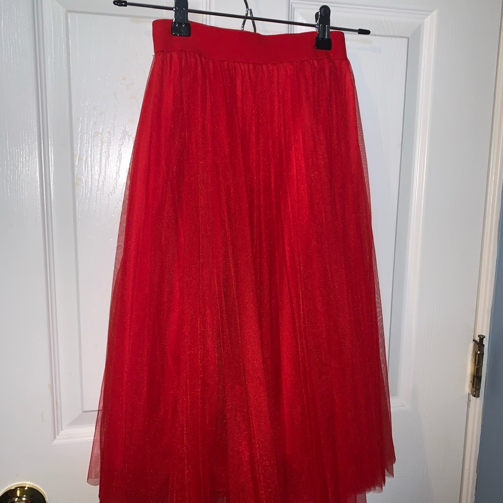 Charlotte Russe Red tulle skirt!